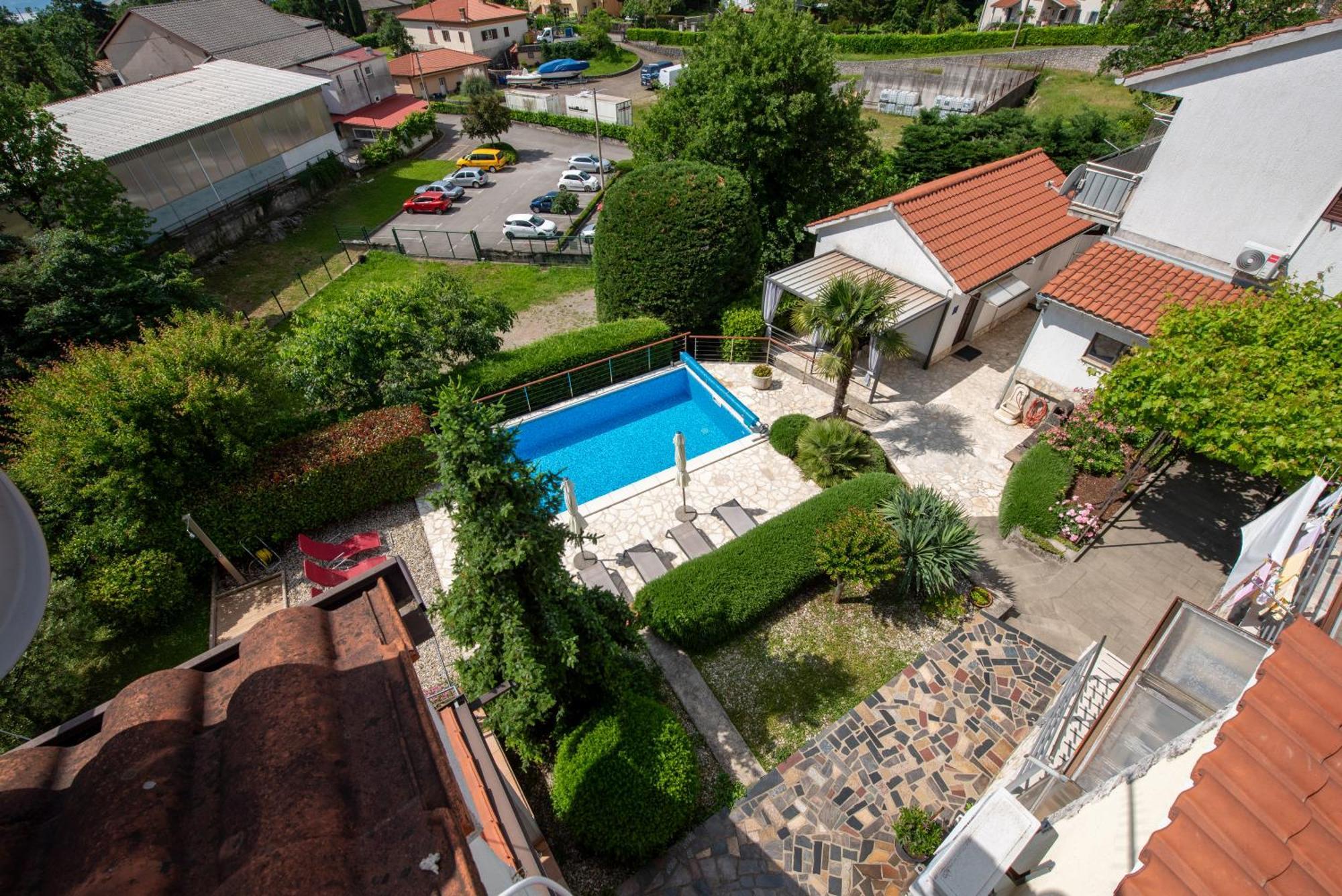 Apartments Dorijan With Pool Matulji Esterno foto